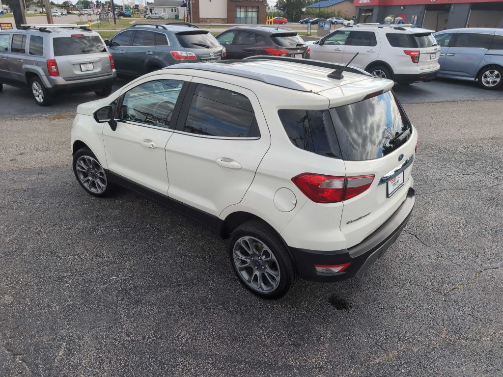 Photo 15 of this FORD ECOSPORT