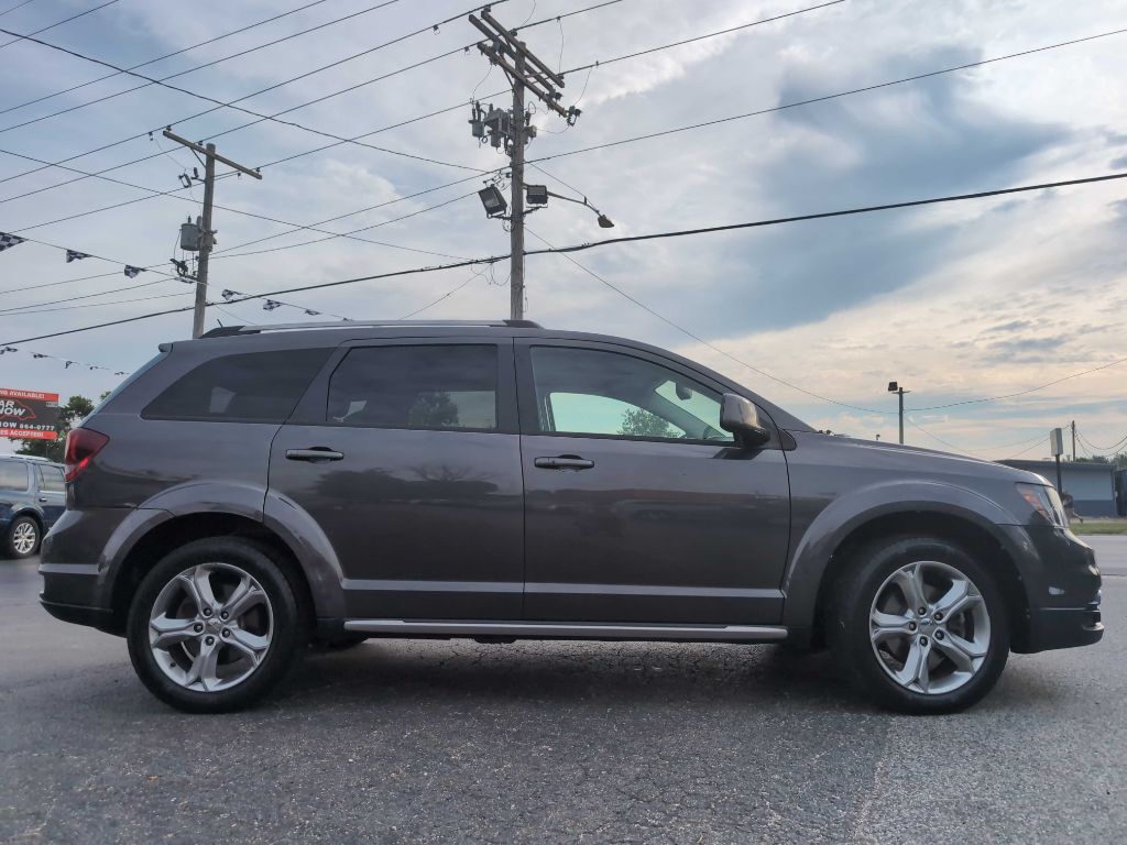 Photo 4 of this DODGE JOURNEY