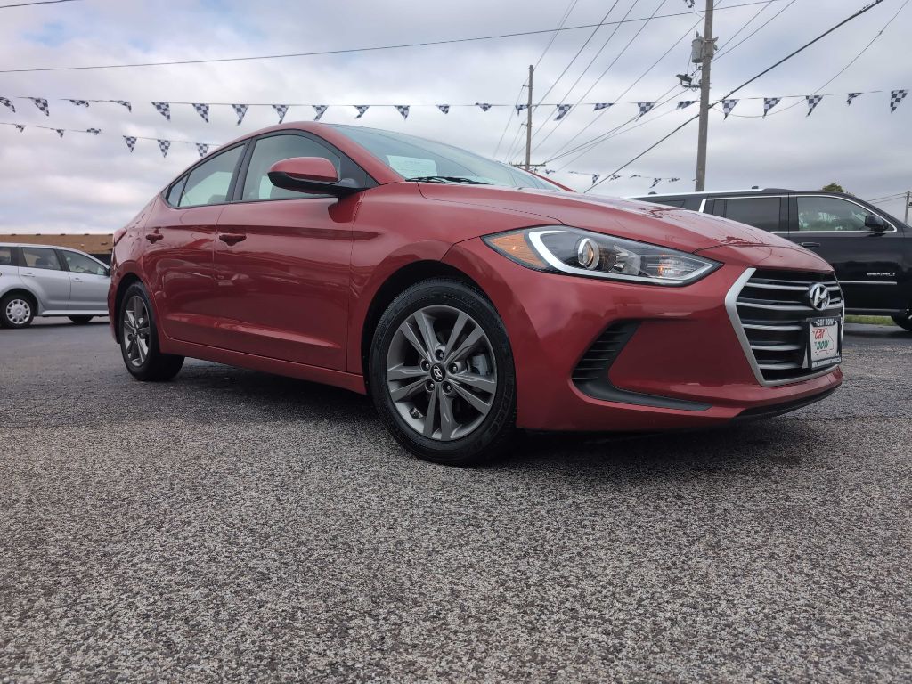 Photo 3 of this HYUNDAI ELANTRA