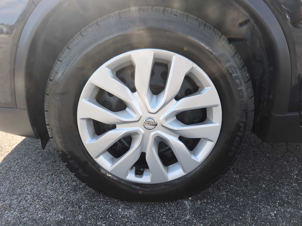 Photo 33 of this NISSAN ROGUE