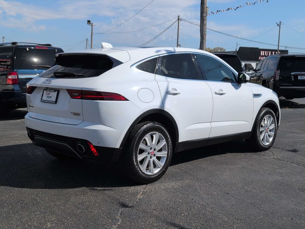 Photo 7 of this JAGUAR E-PACE