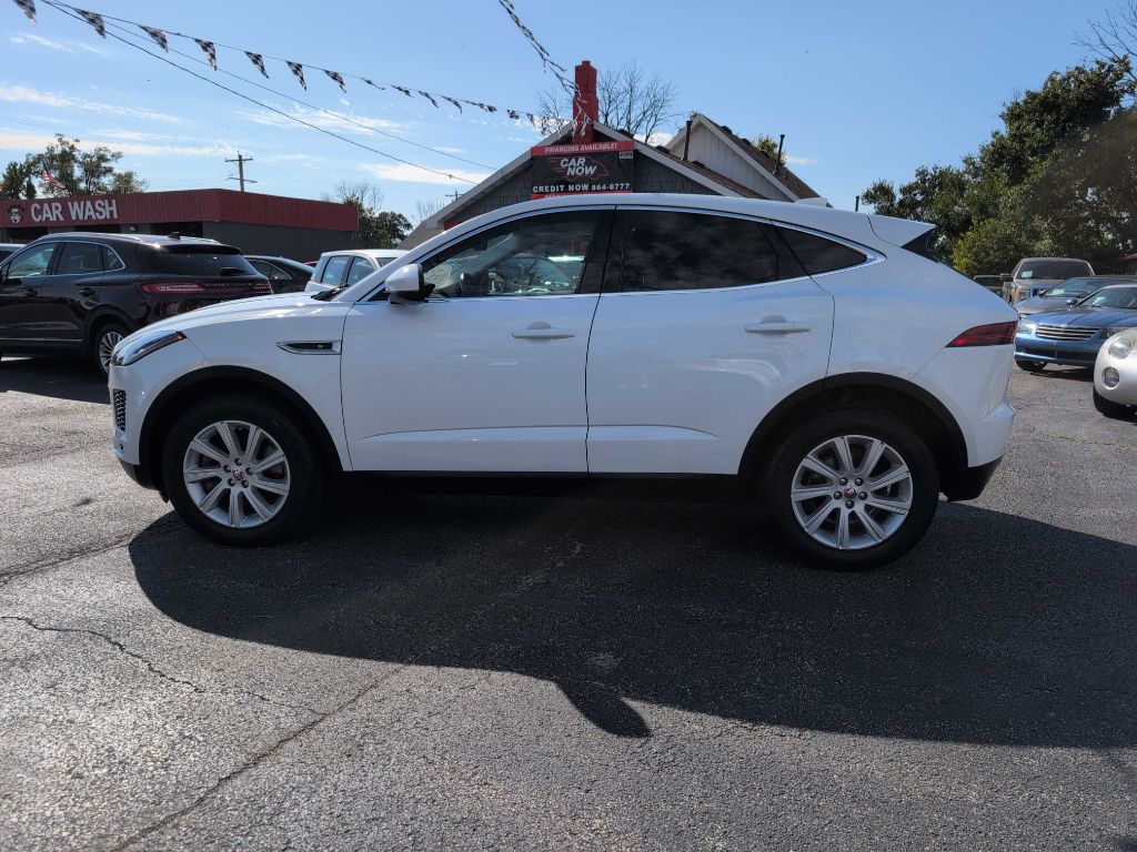Photo 16 of this JAGUAR E-PACE