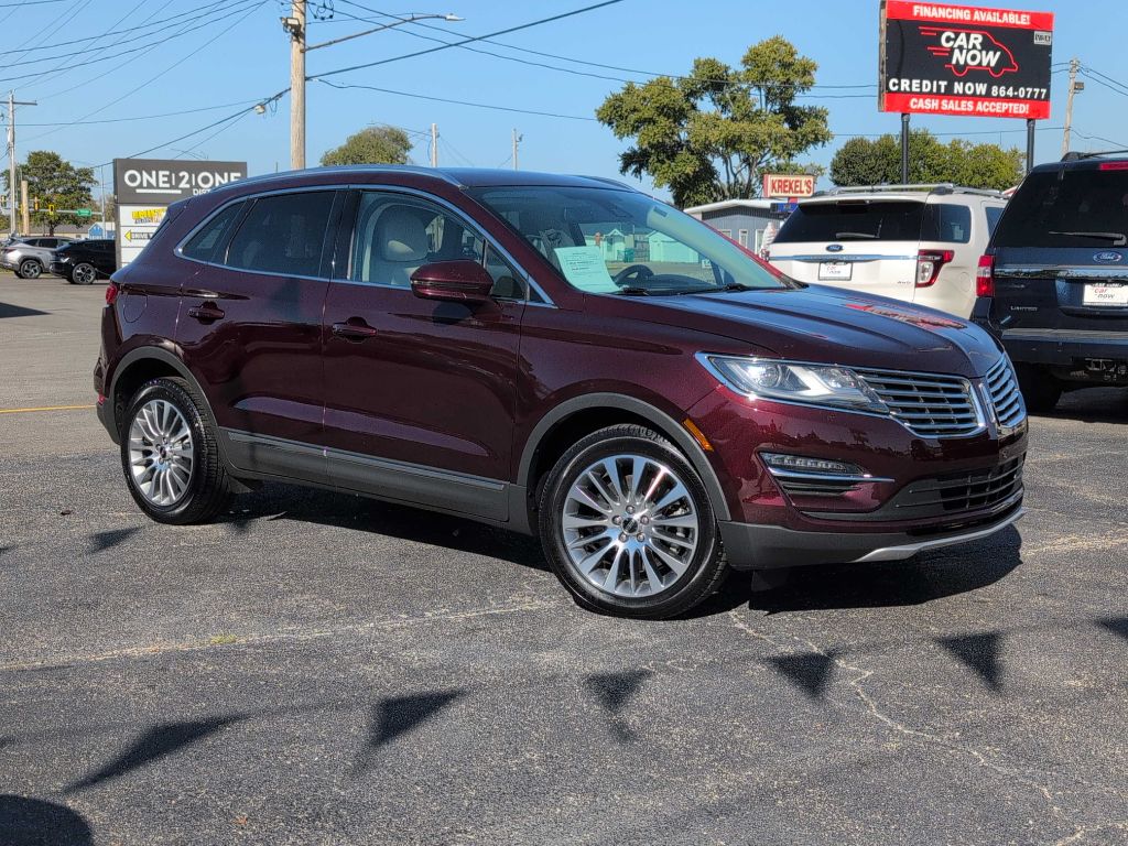 Photo 2 of this LINCOLN MKC
