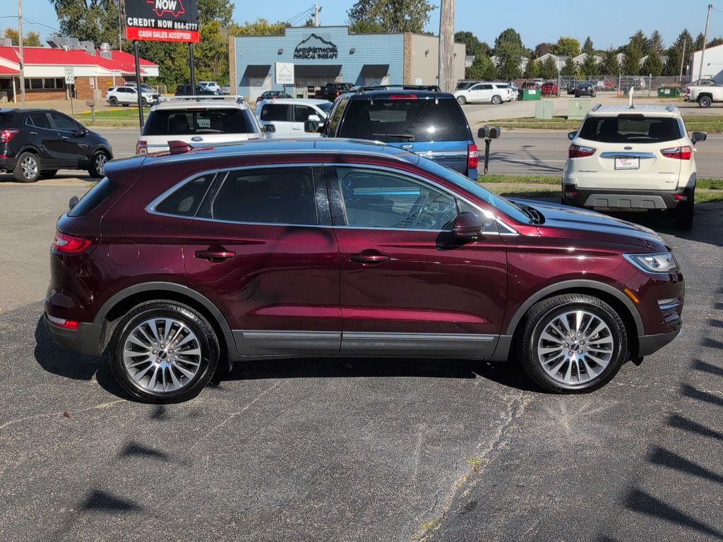 Photo 5 of this LINCOLN MKC