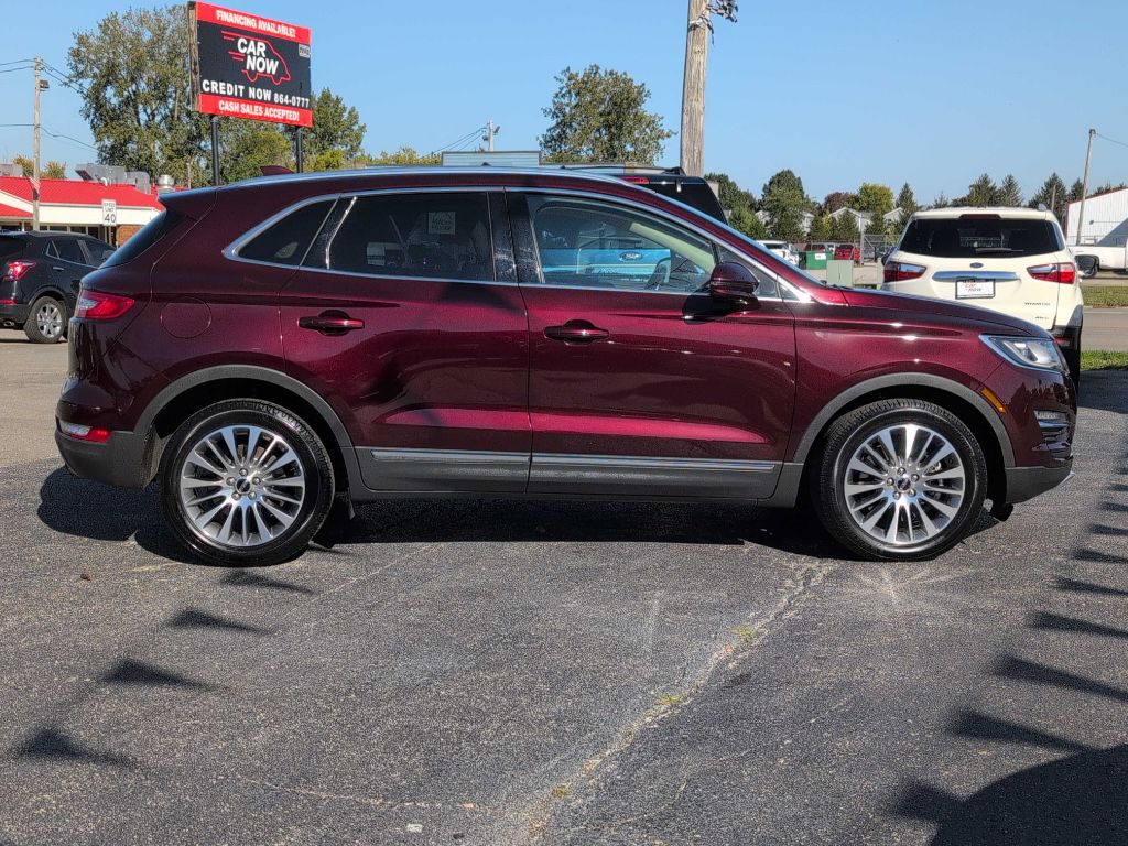 Photo 4 of this LINCOLN MKC