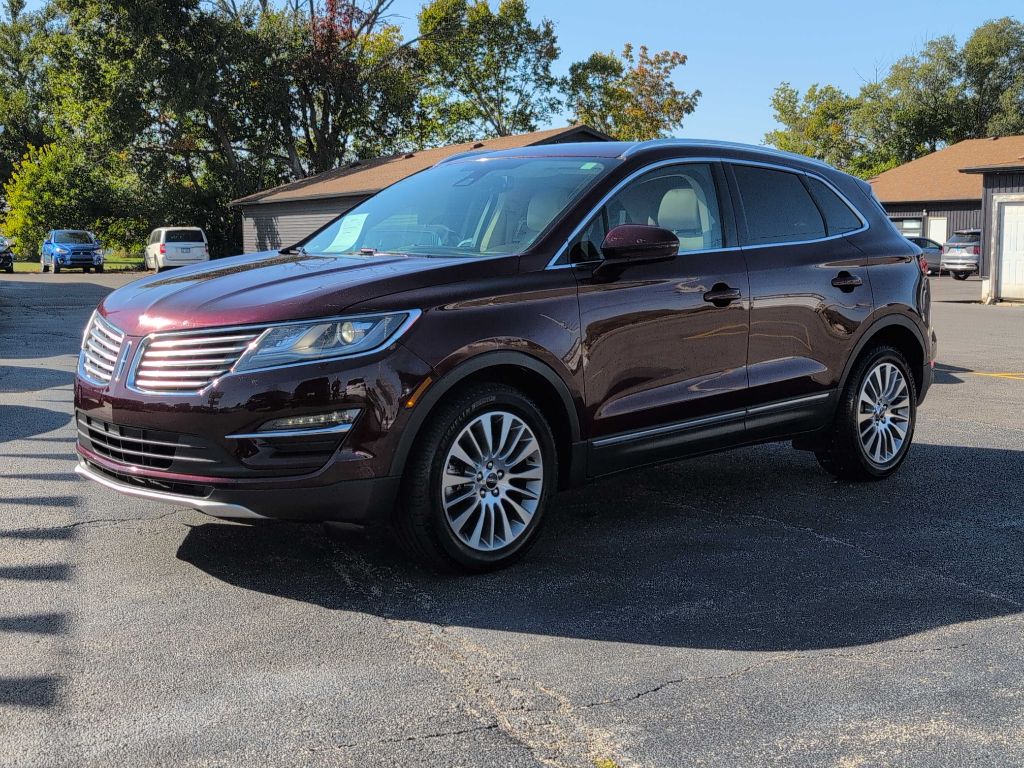 Photo 19 of this LINCOLN MKC
