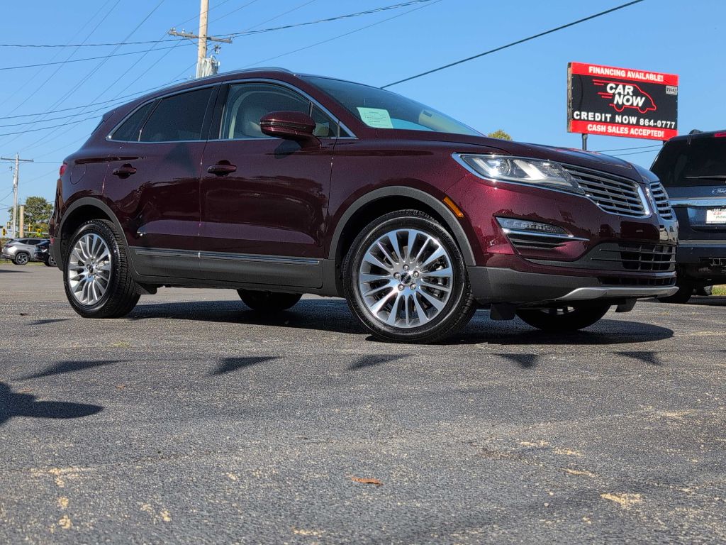 Photo 3 of this LINCOLN MKC