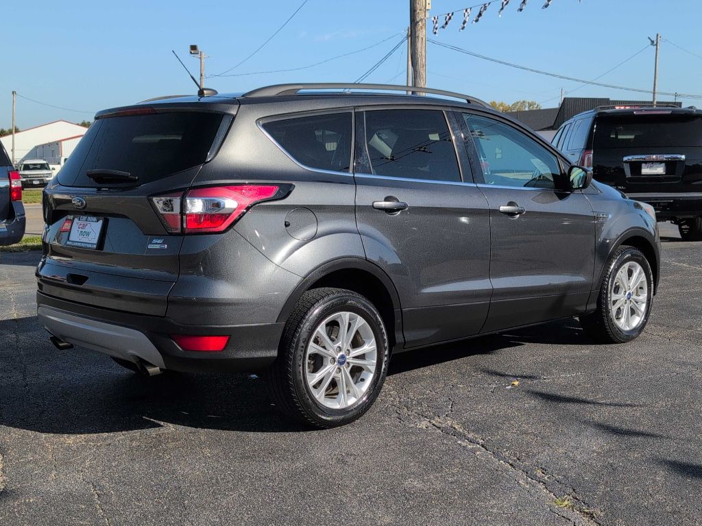 Photo 8 of this FORD ESCAPE