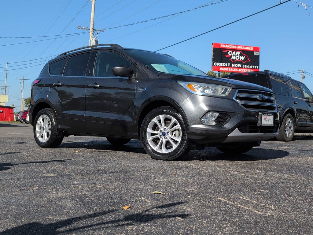 Photo 3 of this FORD ESCAPE