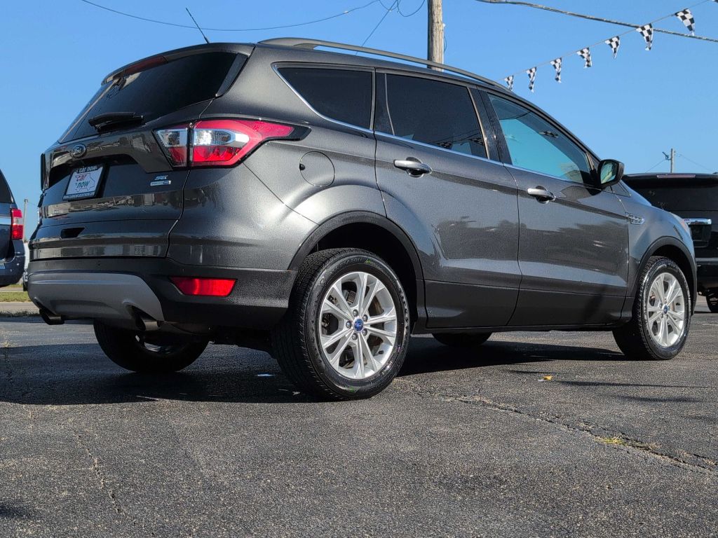 Photo 9 of this FORD ESCAPE