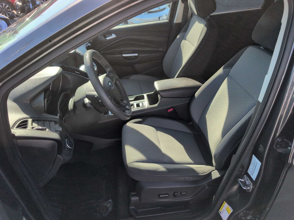Photo 25 of this FORD ESCAPE