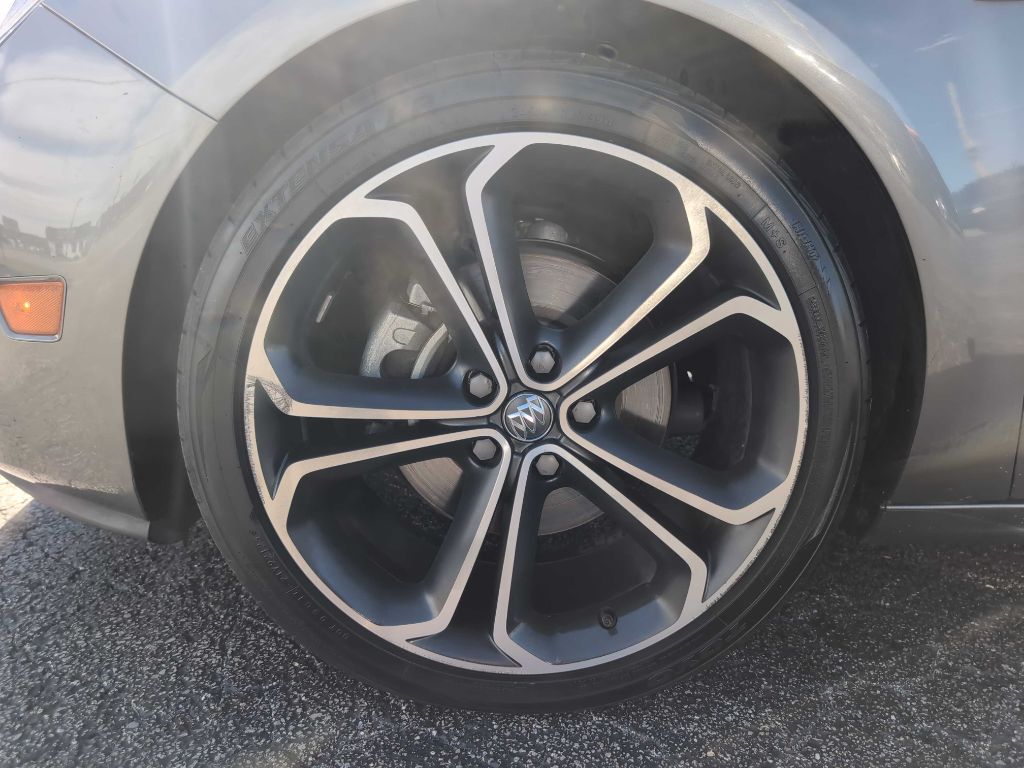 Photo 25 of this BUICK CASCADA