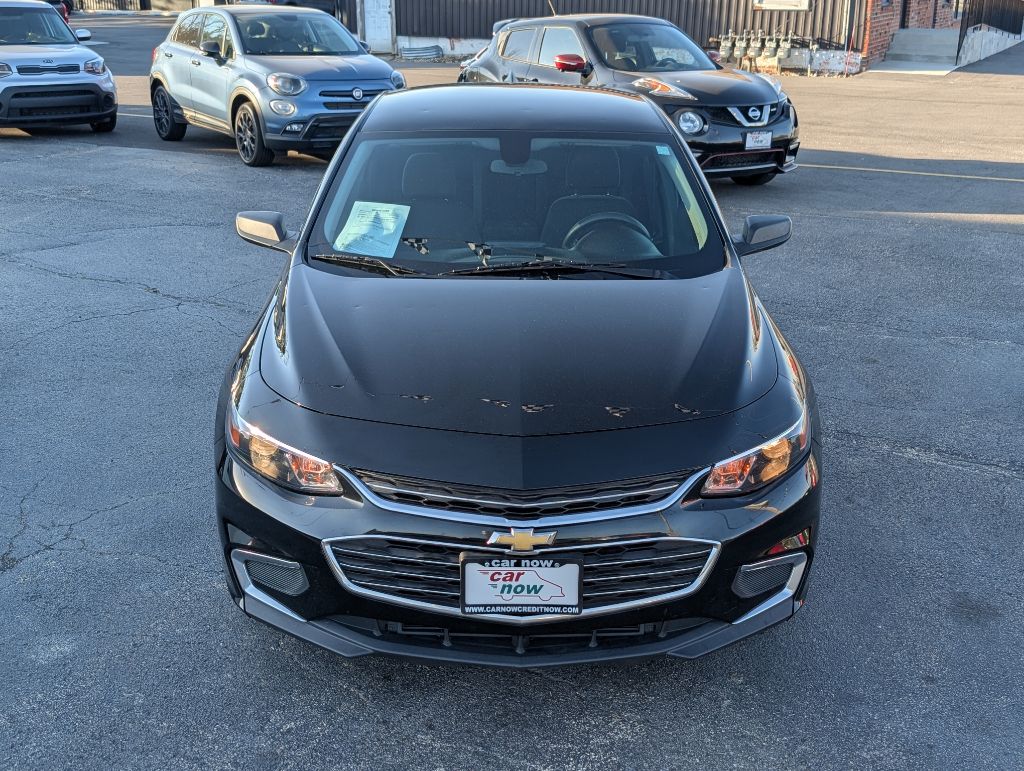 Photo 22 of this CHEVROLET MALIBU