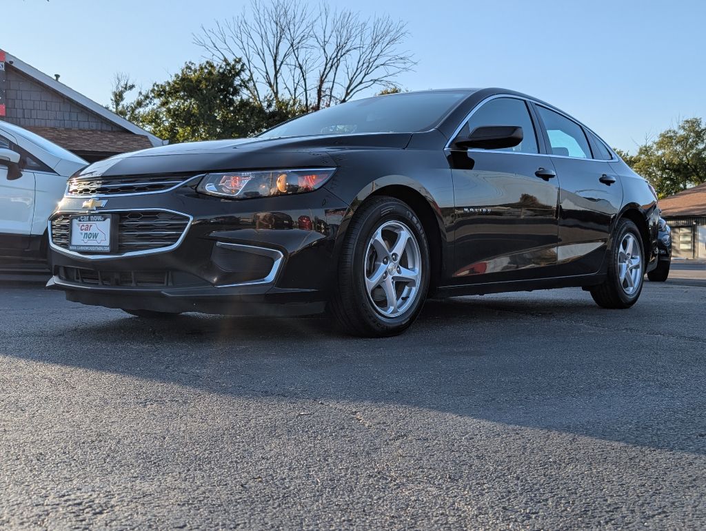 Photo 21 of this CHEVROLET MALIBU