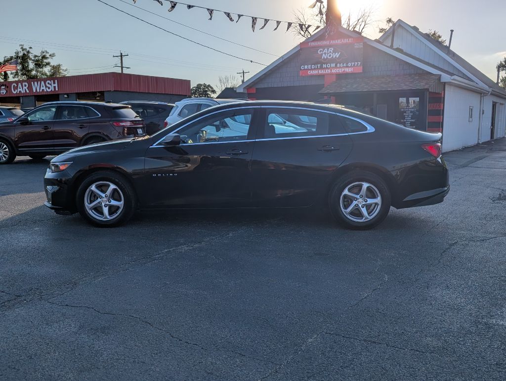 Photo 15 of this CHEVROLET MALIBU