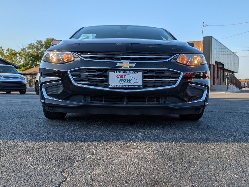 Photo 25 of this CHEVROLET MALIBU