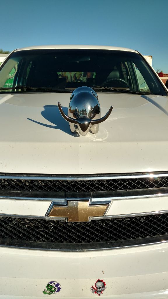 2011 CHEVROLET SUBURBAN