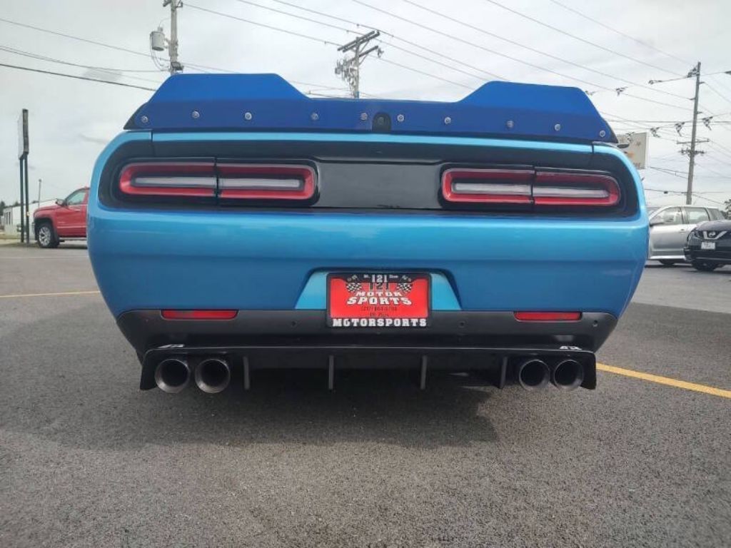 Photo 11 of this DODGE CHALLENGER