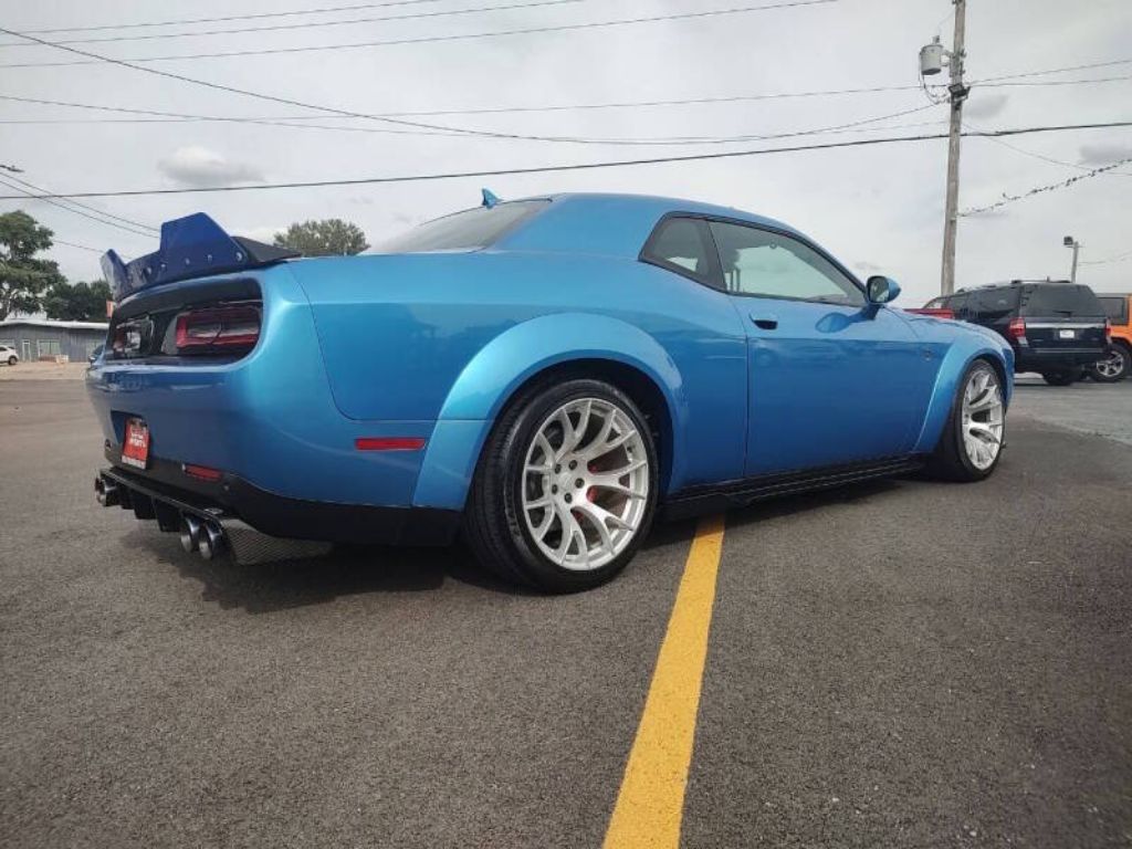 Photo 9 of this DODGE CHALLENGER