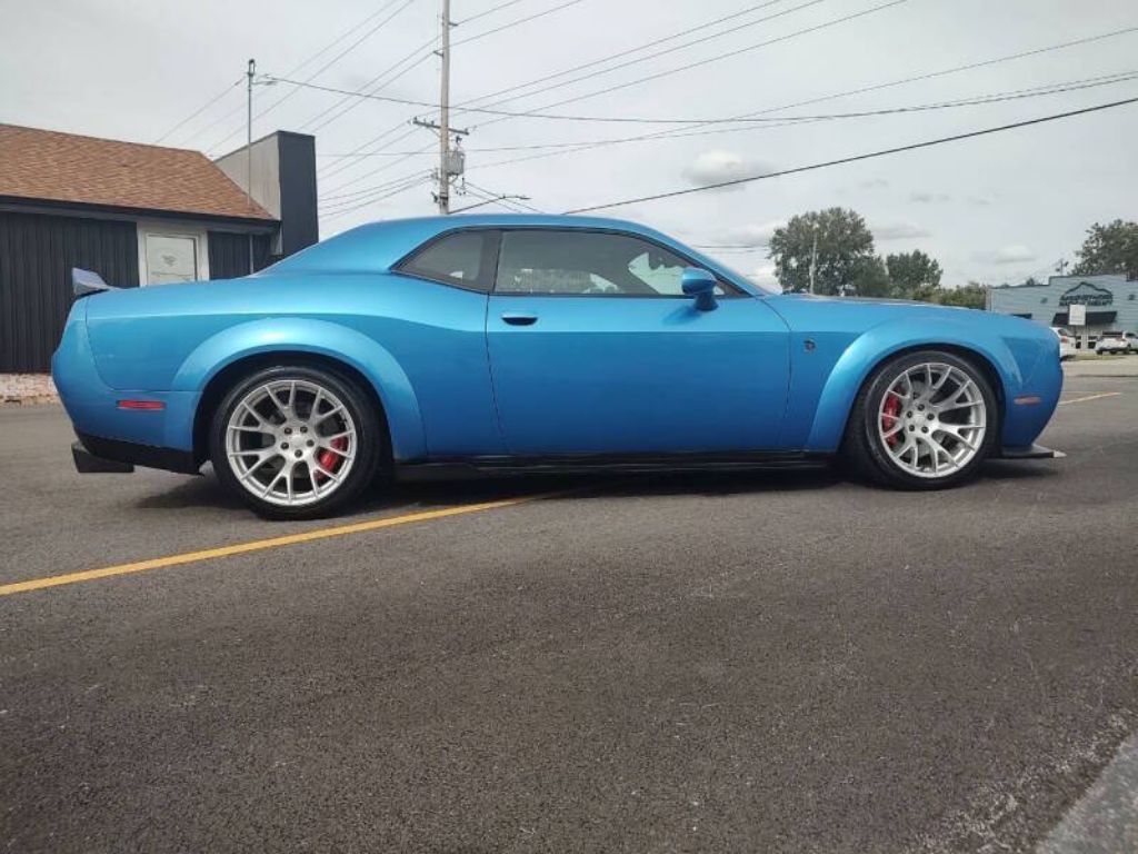 Photo 7 of this DODGE CHALLENGER