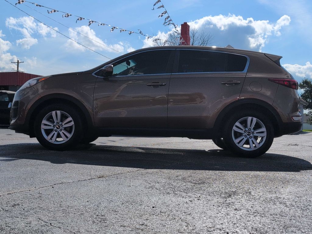 Photo 18 of this KIA SPORTAGE