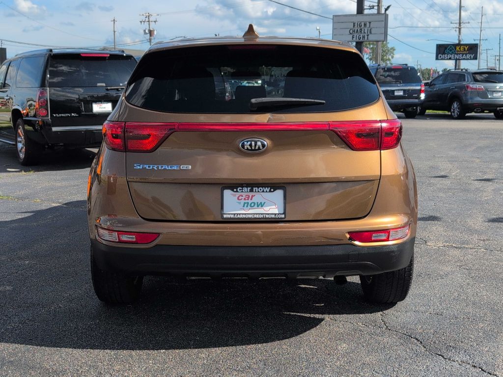 Photo 11 of this KIA SPORTAGE