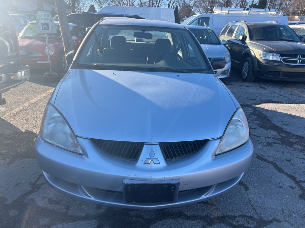 Photo 2 of this MITSUBISHI LANCER