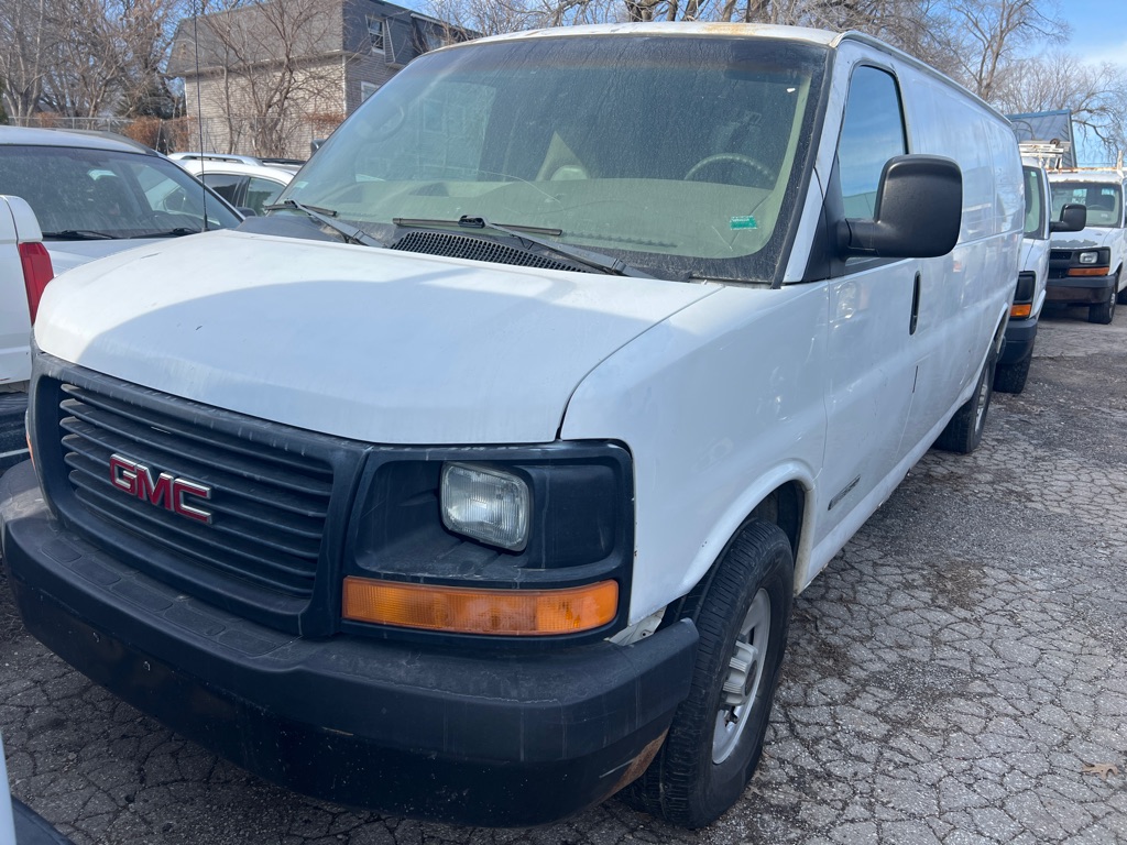Photo 6 of this GMC SAVANA