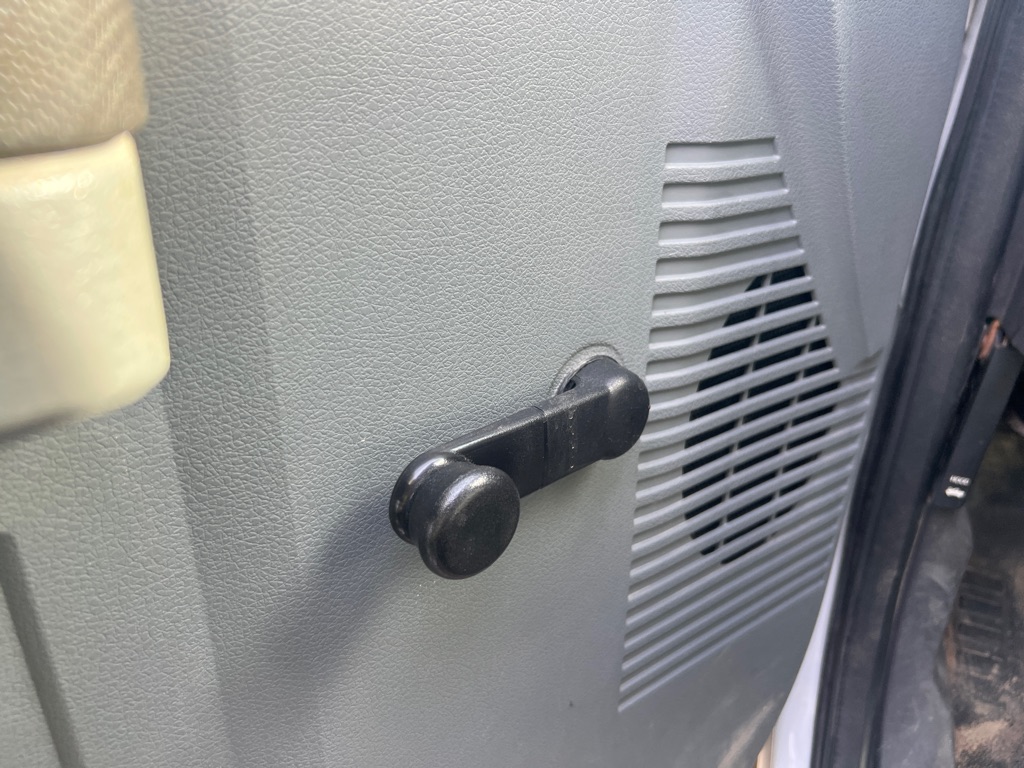 Photo 5 of this FORD F250