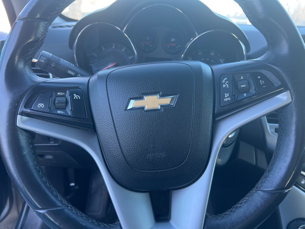 Photo 14 of this CHEVROLET CRUZE