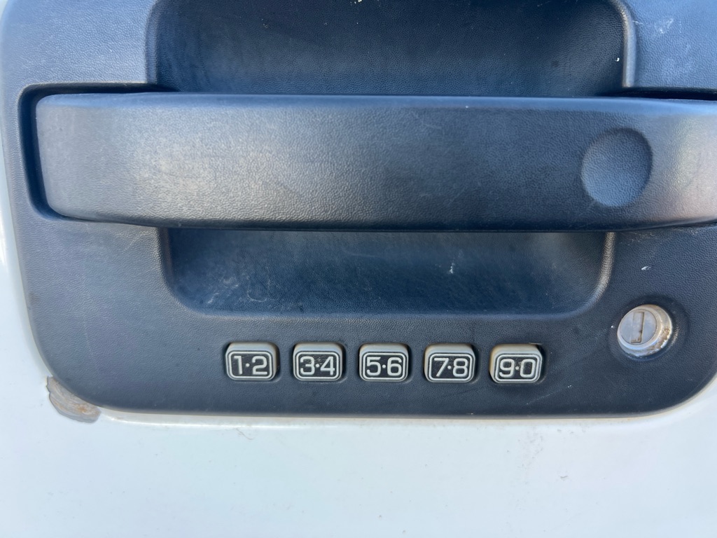 Photo 12 of this FORD F150