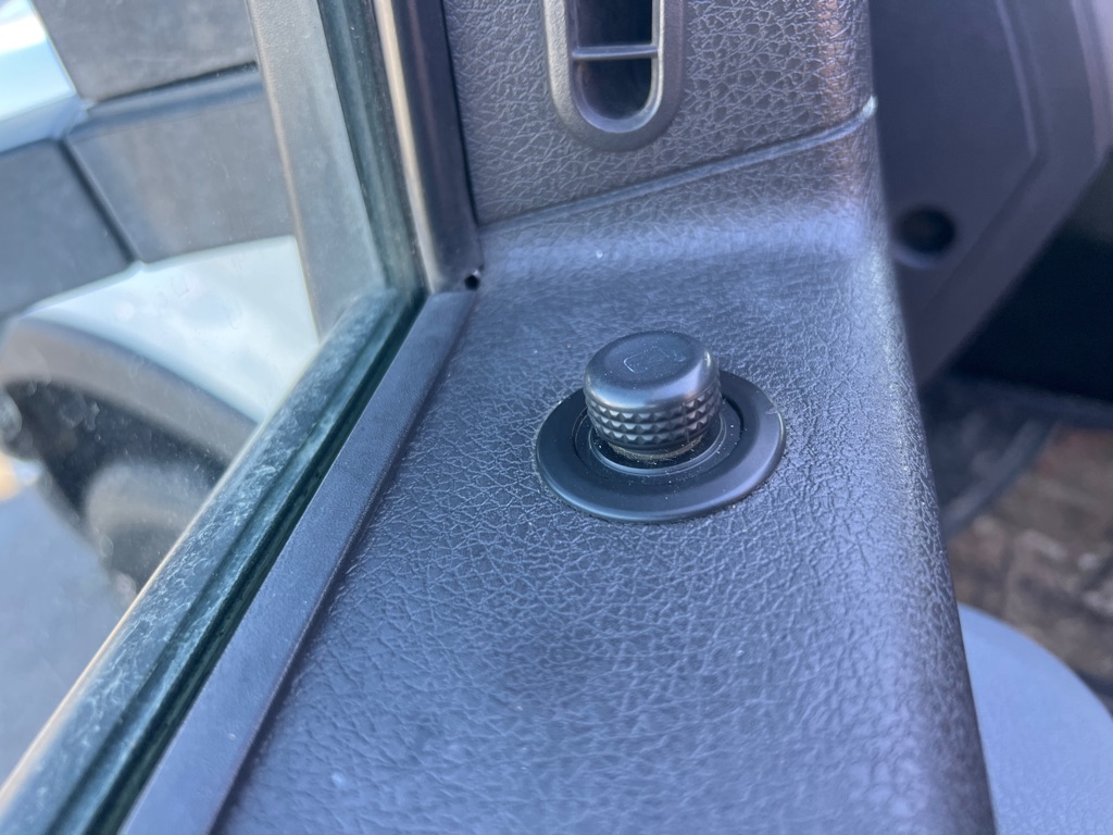 Photo 17 of this FORD F150