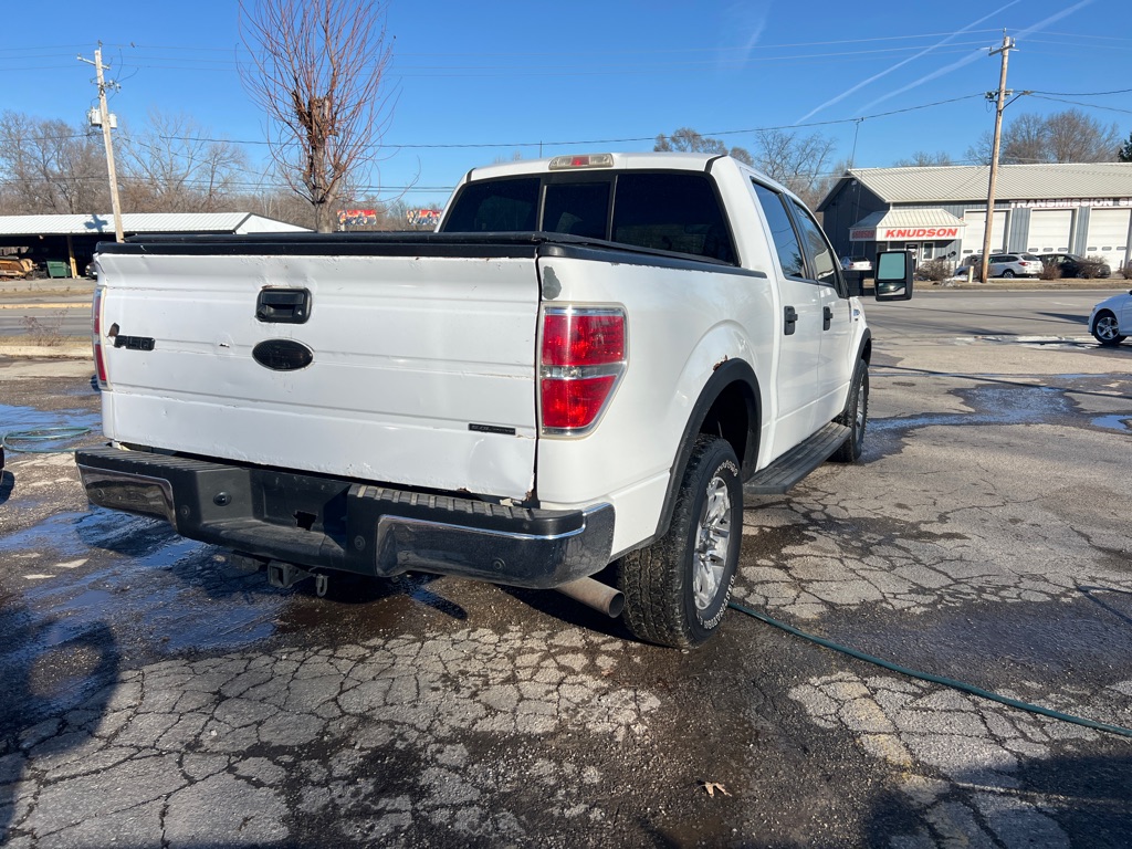 Photo 6 of this FORD F150