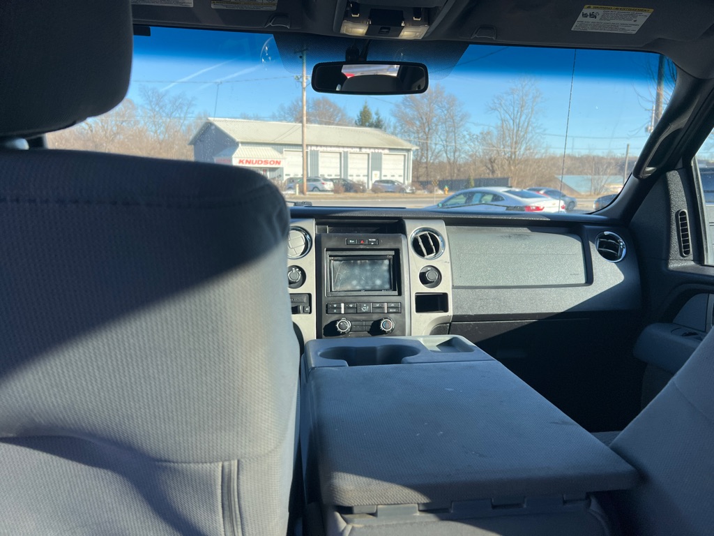 Photo 11 of this FORD F150