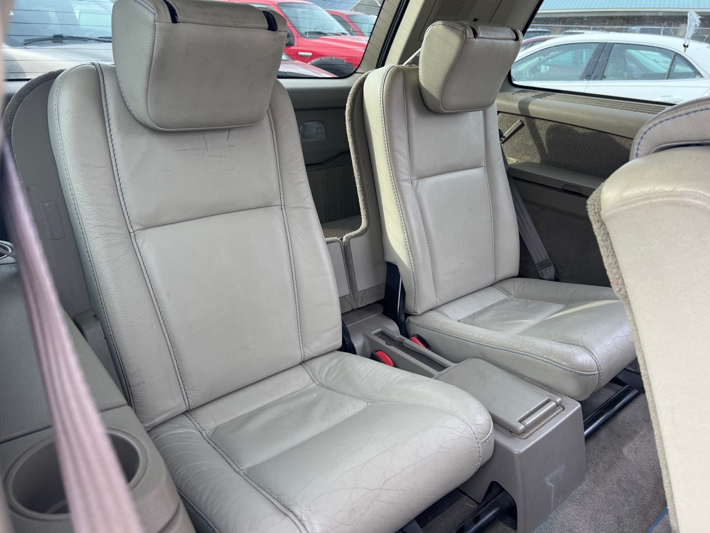 Photo 11 of this VOLVO XC90