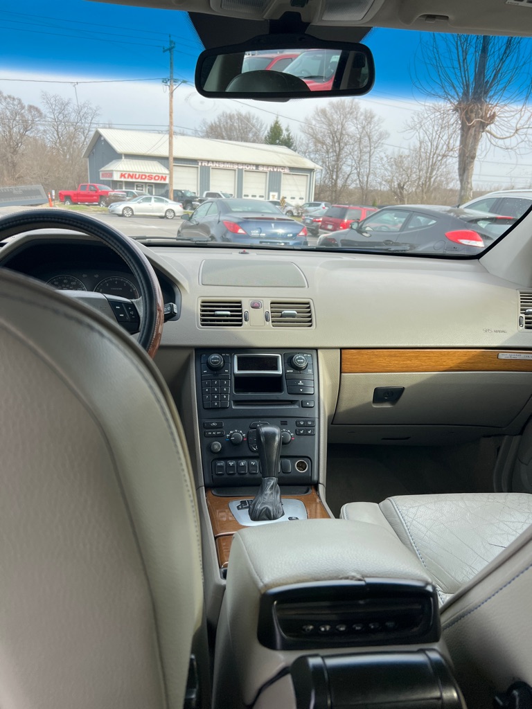 Photo 15 of this VOLVO XC90
