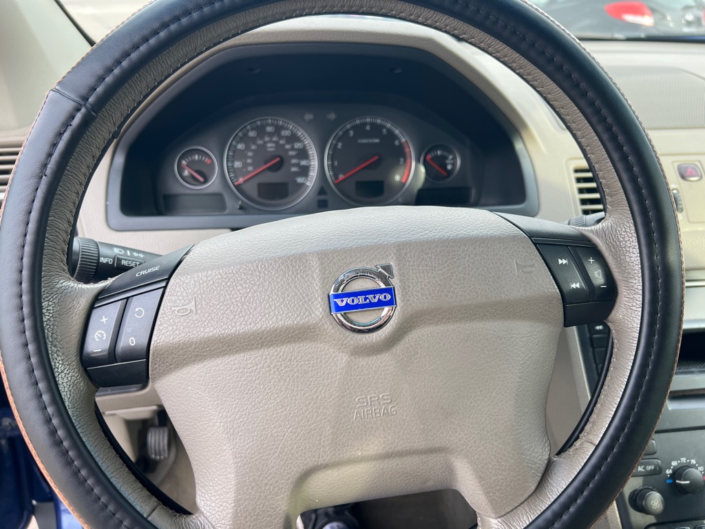 Photo 20 of this VOLVO XC90