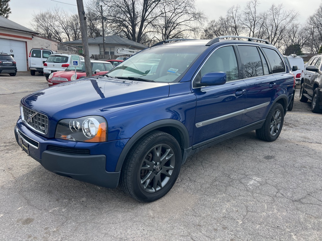 Photo 2 of this VOLVO XC90