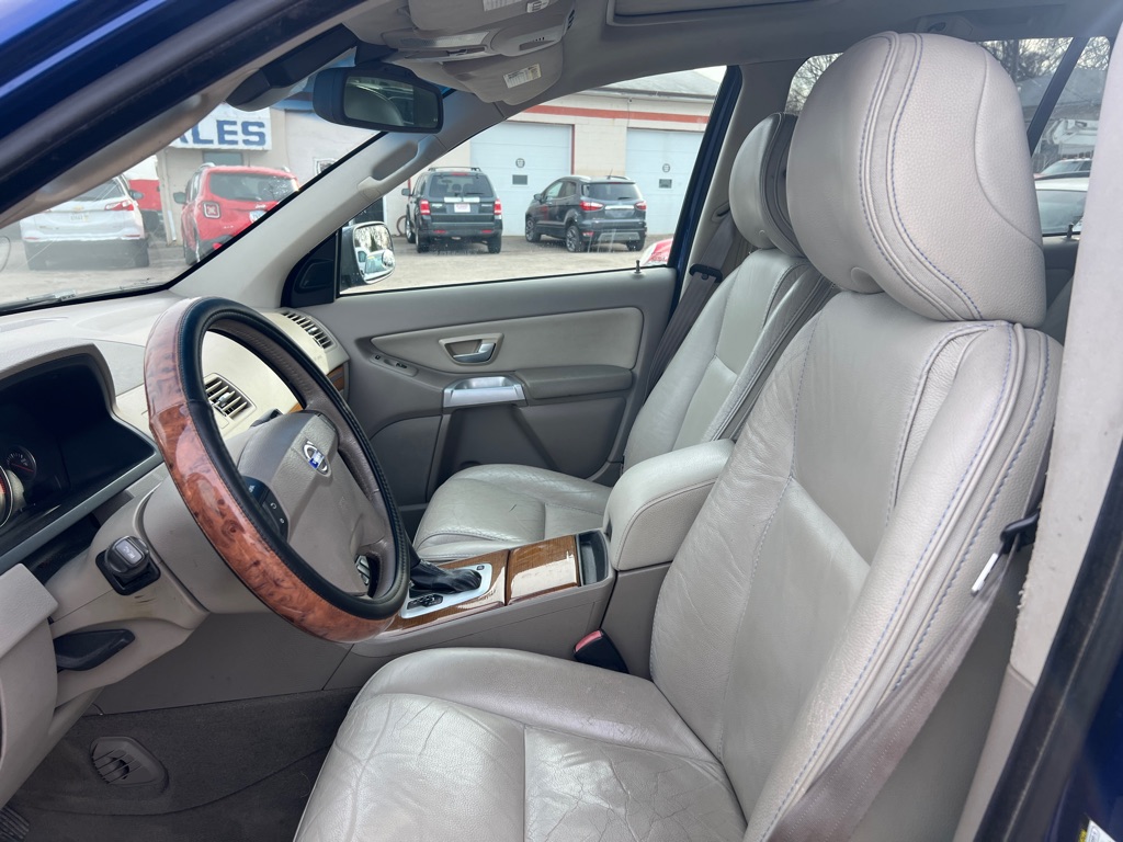 Photo 19 of this VOLVO XC90