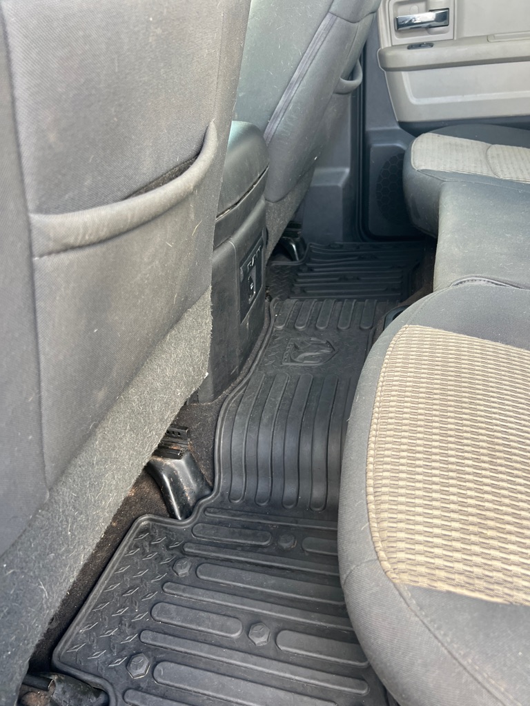 Photo 15 of this DODGE RAM 1500