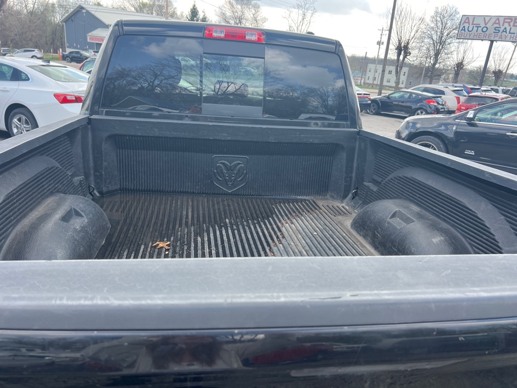 Photo 10 of this DODGE RAM 1500