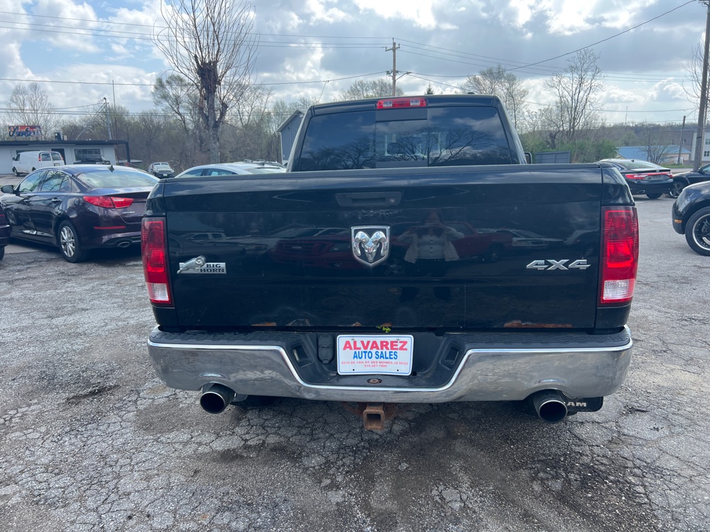Photo 8 of this DODGE RAM 1500