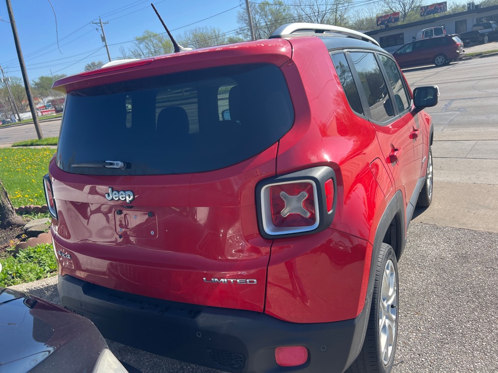 Photo 6 of this JEEP RENEGADE