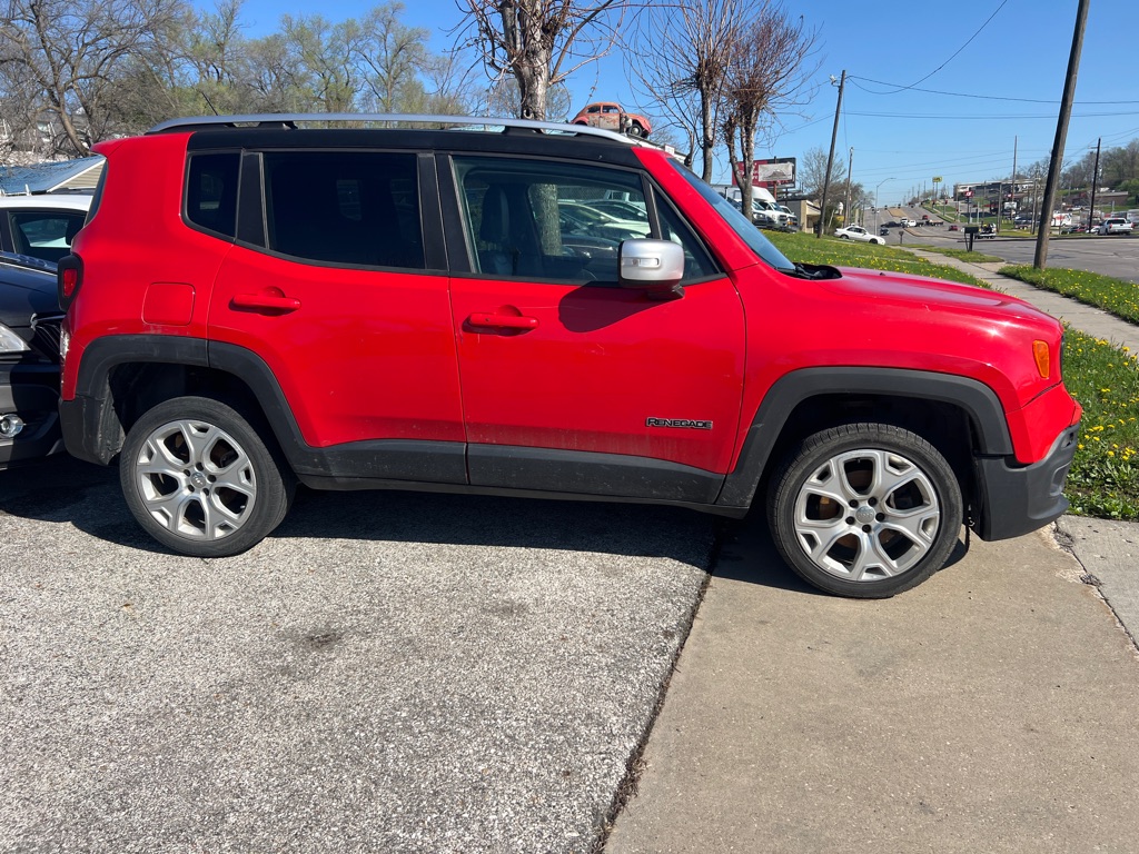 Photo 5 of this JEEP RENEGADE
