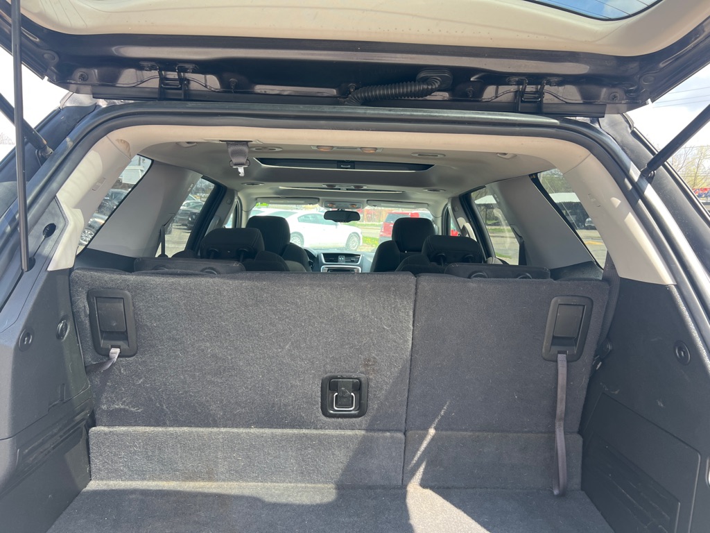 Photo 11 of this GMC ACADIA