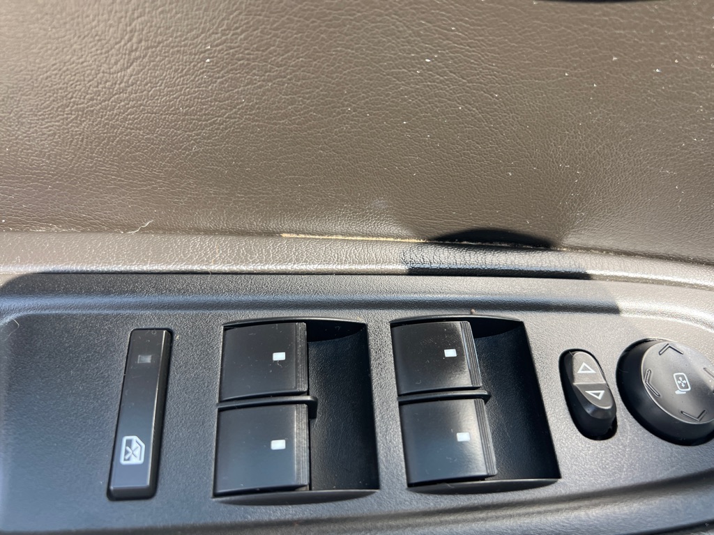 Photo 19 of this GMC ACADIA