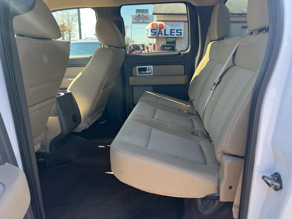 Photo 10 of this FORD F150
