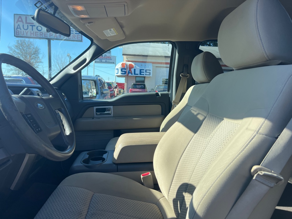 Photo 15 of this FORD F150