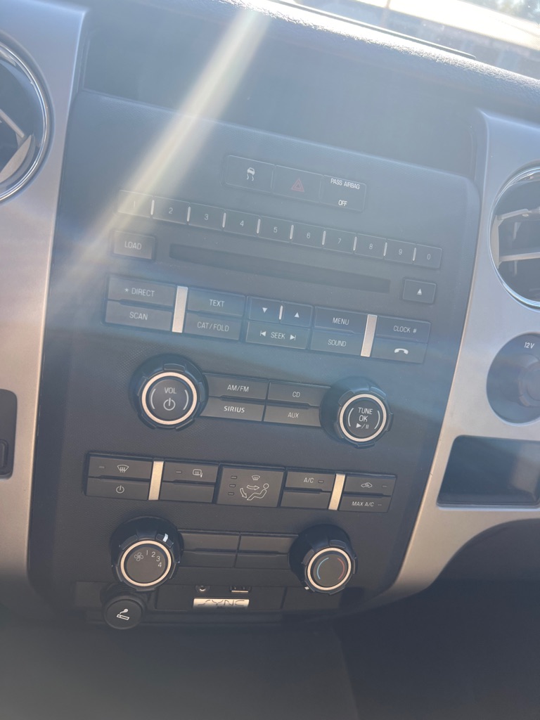 Photo 17 of this FORD F150