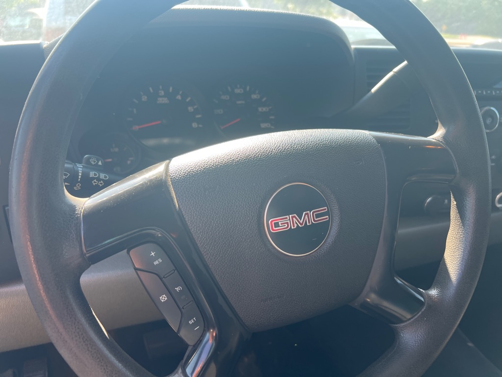 Photo 8 of this GMC SIERRA